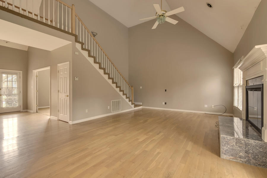 12717 Comblain Road Knoxville, TN 37934 - Photo 4 of 40 04_ComblainRoad_12717_Living02