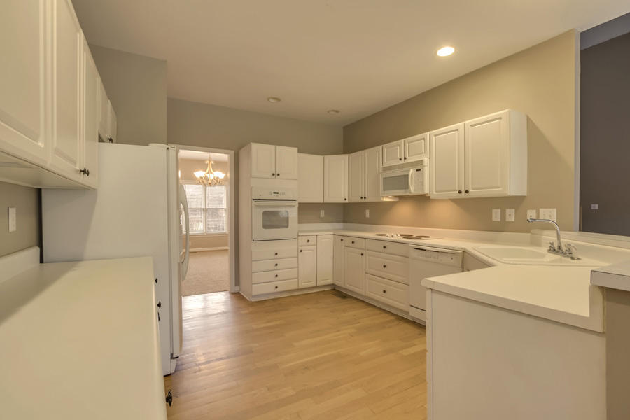 12717 Comblain Road Knoxville, TN 37934 - Photo 10 of 40 10_ComblainRoad_12717_Kitchen01