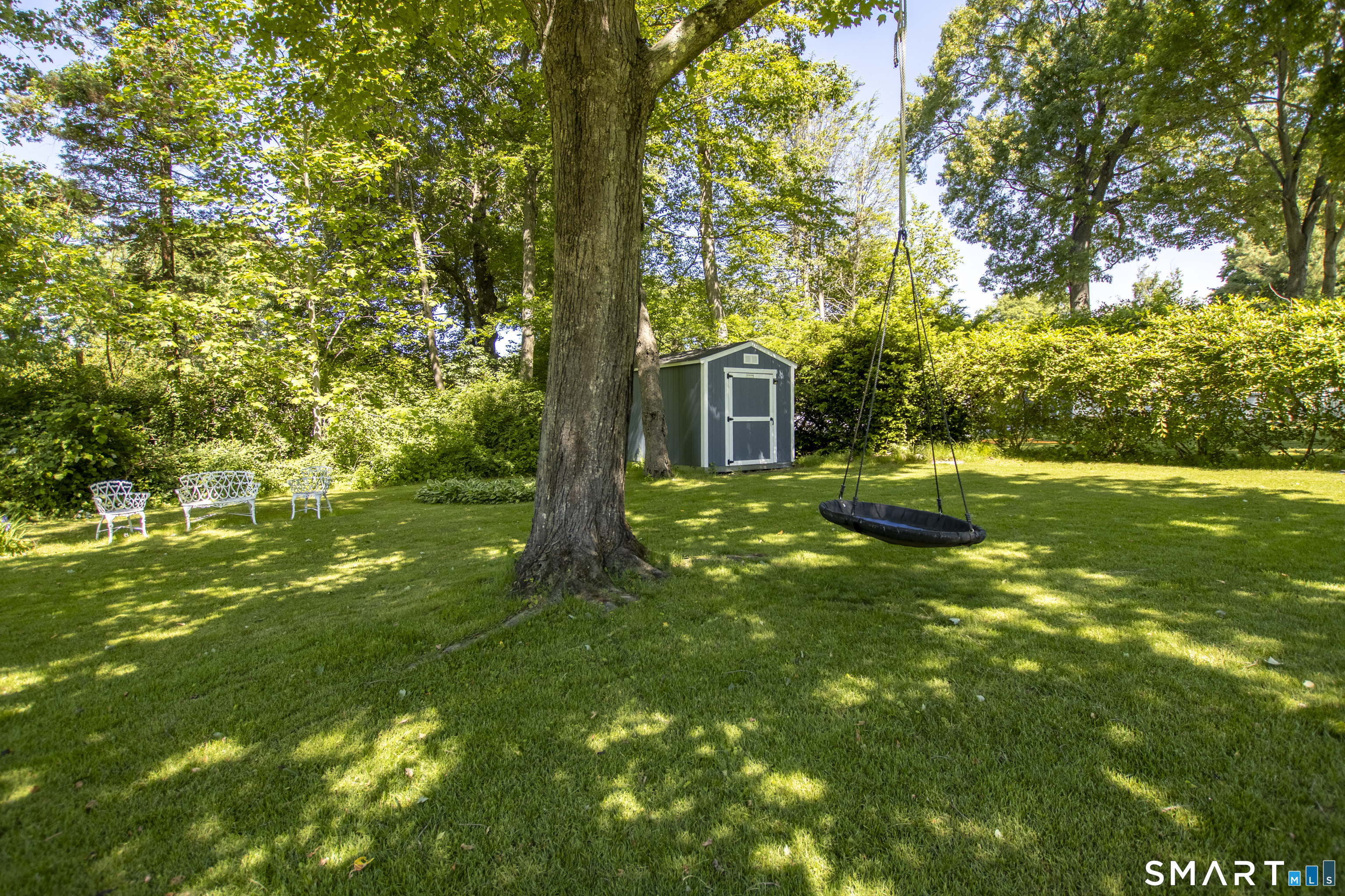 34 Robinwood Road Trumbull, CT 06611 - Photo 35 of 39