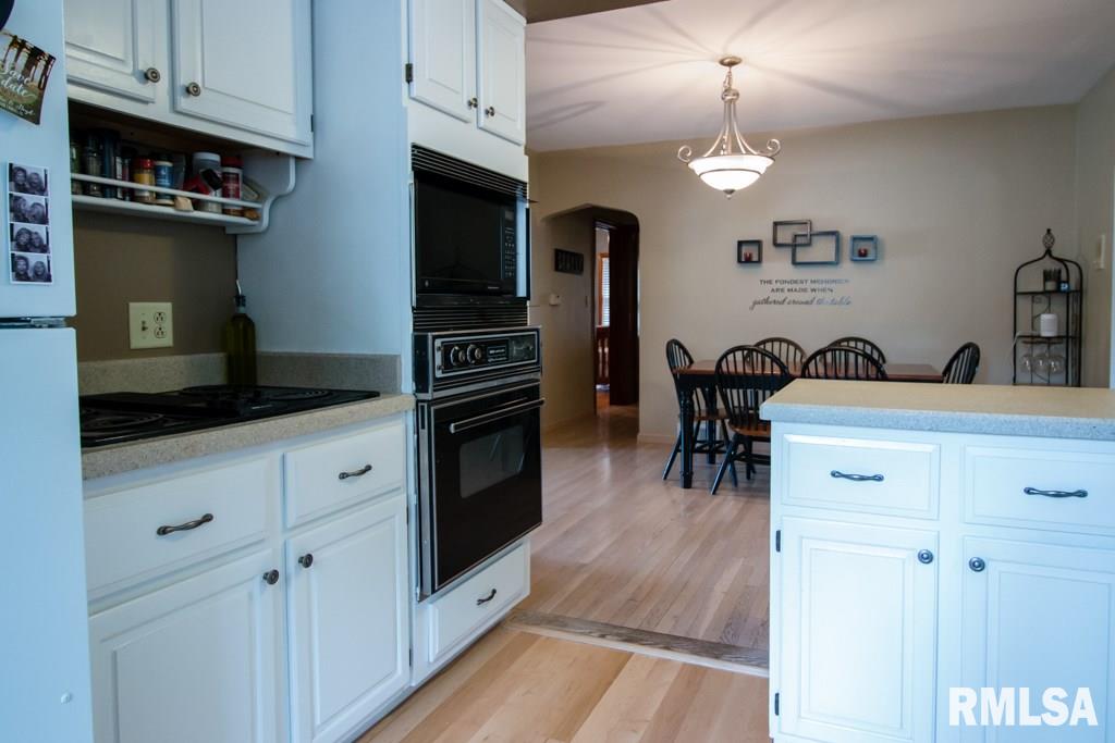 4305 Jersey Ridge Road Davenport, IA 52807 - Photo 11 of 21 Gallery Image 11
