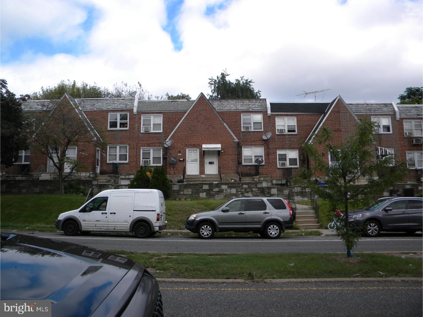 535 East Tabor Road Philadelphia, PA 19120 - Photo 2 of 3