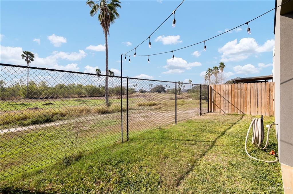 1527 West B Street Mission, TX 78572 - Photo 13 of 17