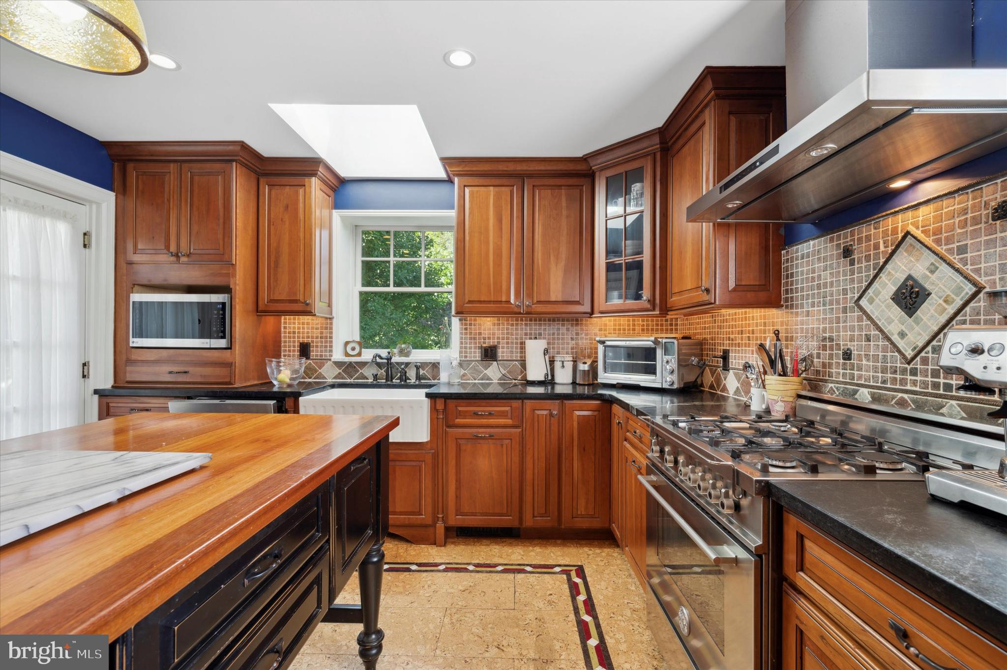 308 Pelham Road Philadelphia, PA 19119 - Photo 16 of 33 Gallery Image 16