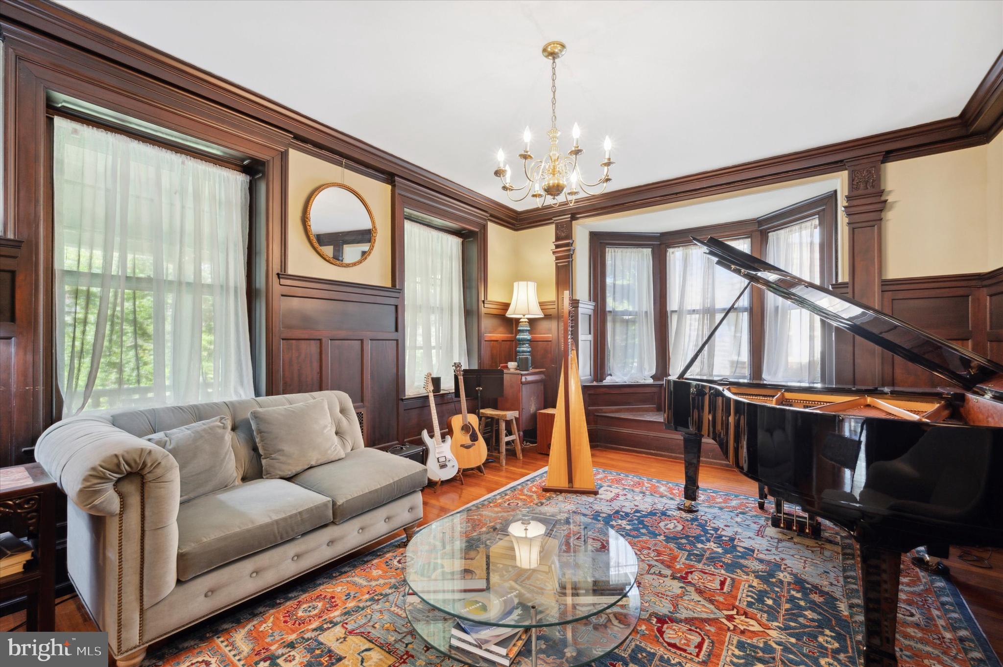 308 Pelham Road Philadelphia, PA 19119 - Photo 4 of 33 Gallery Image 4