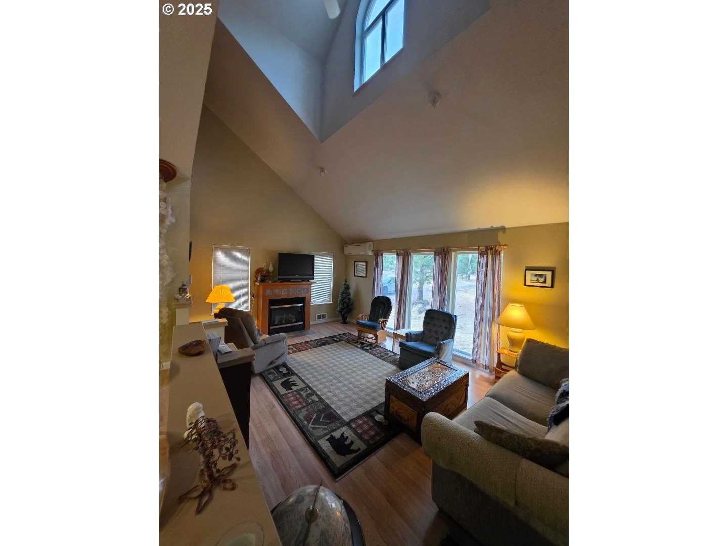271 South Fairway Road Tygh Valley, OR 97063 - Photo 22 of 43 a living room with furniture and a flat screen tv