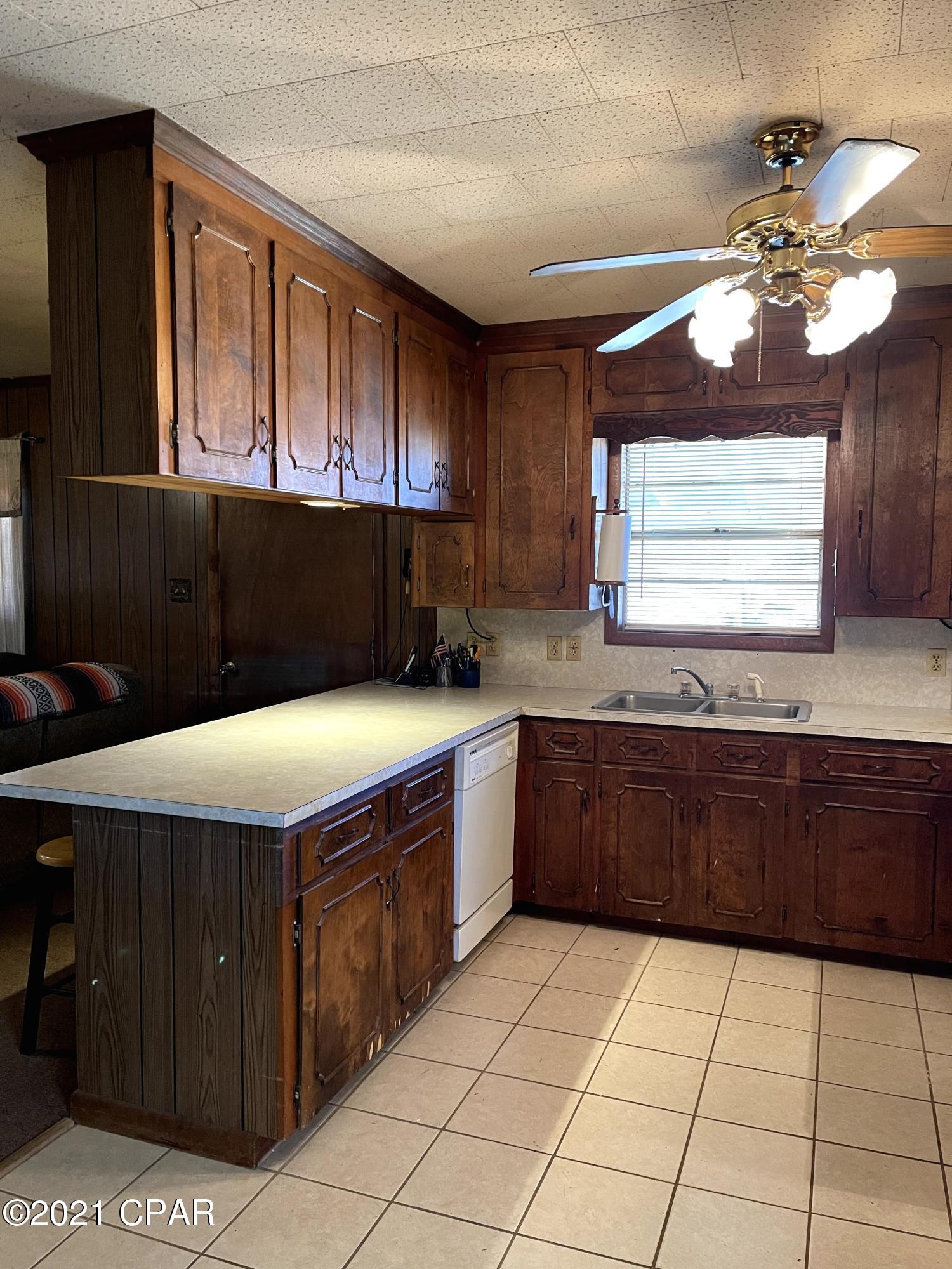 1726 Clayton Road Chipley, FL 32428 - Photo 12 of 47