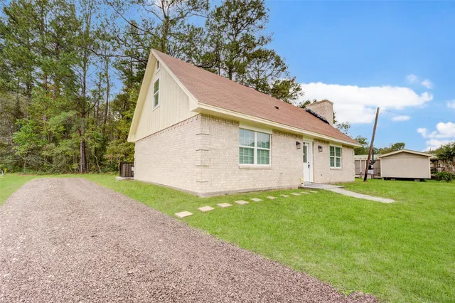 $2,100 | 630 Martin L King Street North, Liberty, TX 77575