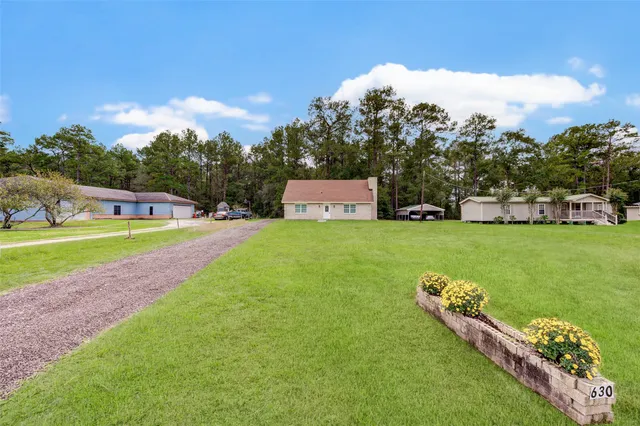 $2,100 | 630 Martin L King Street North, Liberty, TX 77575