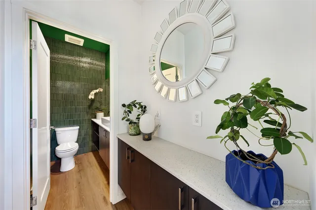 $863,000 | 1117 34th Avenue, Unit B, Seattle, WA 98122