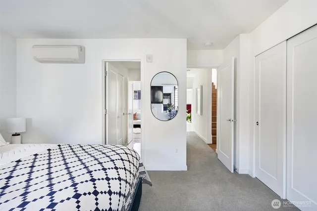 $863,000 | 1117 34th Avenue, Unit B, Seattle, WA 98122