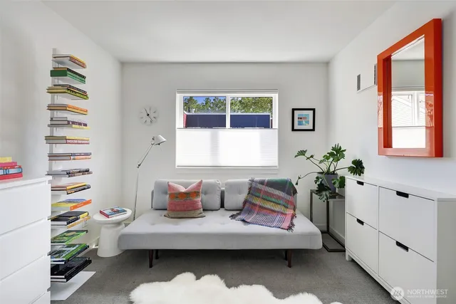 $863,000 | 1117 34th Avenue, Unit B, Seattle, WA 98122