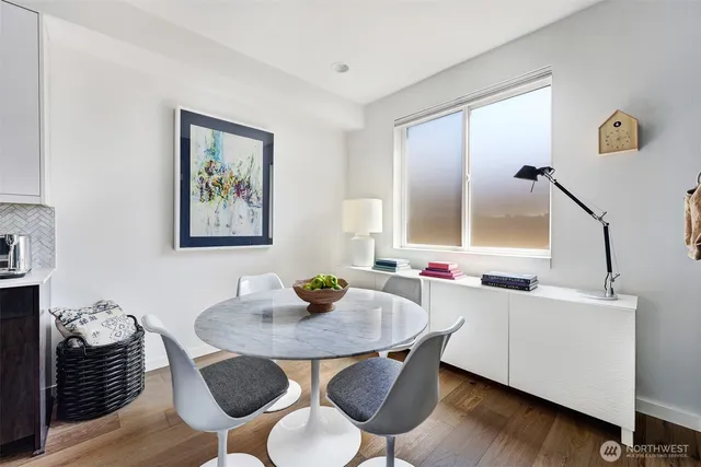 $863,000 | 1117 34th Avenue, Unit B, Seattle, WA 98122