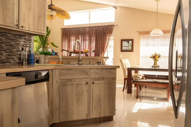 $445,900 | 13641 Tetherline Trail, Orlando, FL 32837