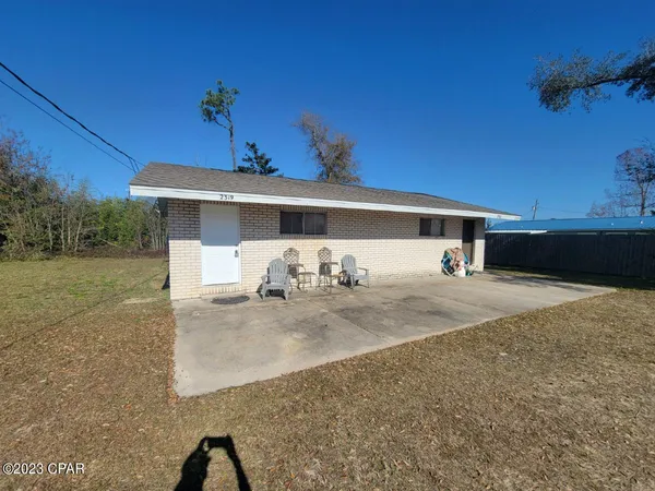 $825 | 2319 East 16th Court, Panama City, FL 32405