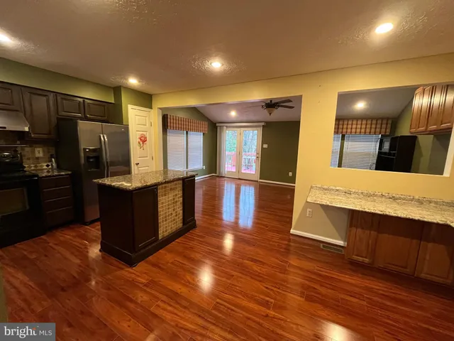 $2,500 | 283 Point To Point Square, Bel Air, MD 21015