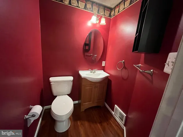 $2,500 | 283 Point To Point Square, Bel Air, MD 21015