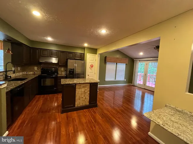 $2,500 | 283 Point To Point Square, Bel Air, MD 21015