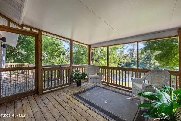 $399,000 | 106 Pilot Place, New Bern, NC 28562