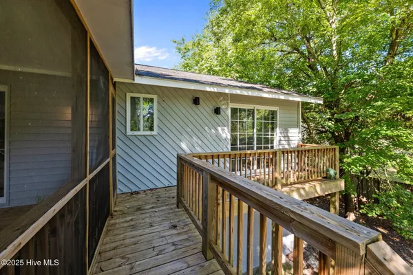 $399,000 | 106 Pilot Place, New Bern, NC 28562