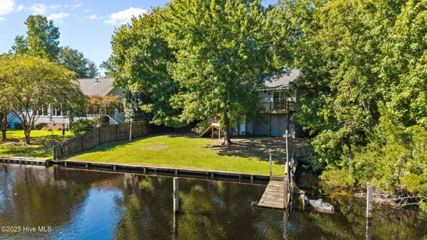 $399,000 | 106 Pilot Place, New Bern, NC 28562