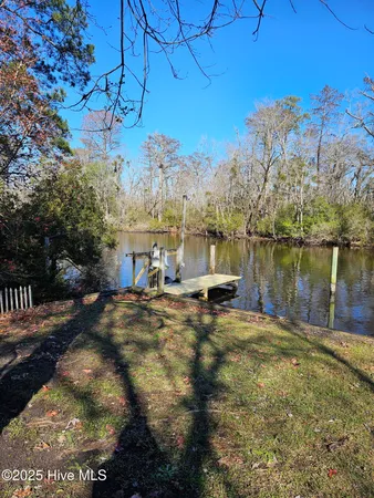$399,000 | 106 Pilot Place, New Bern, NC 28562