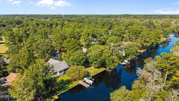 $399,000 | 106 Pilot Place, New Bern, NC 28562