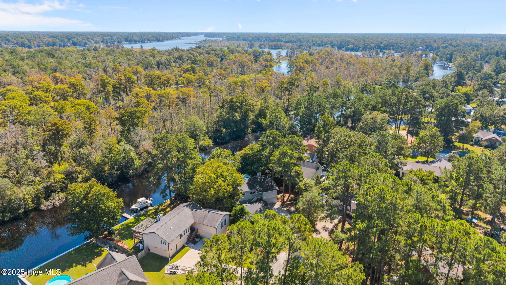 106 Pilot Place New Bern, NC 28562 - Photo 44 of 62 26-web-or-mls-DJI_20250912110236_0434_D