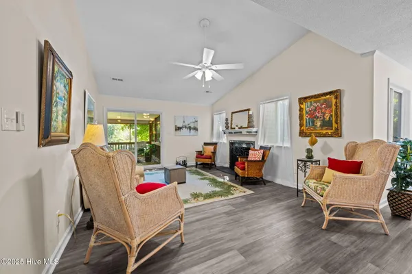 $399,000 | 106 Pilot Place, New Bern, NC 28562