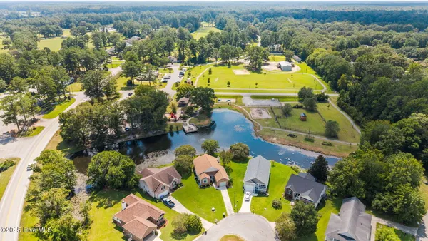 $399,000 | 106 Pilot Place, New Bern, NC 28562