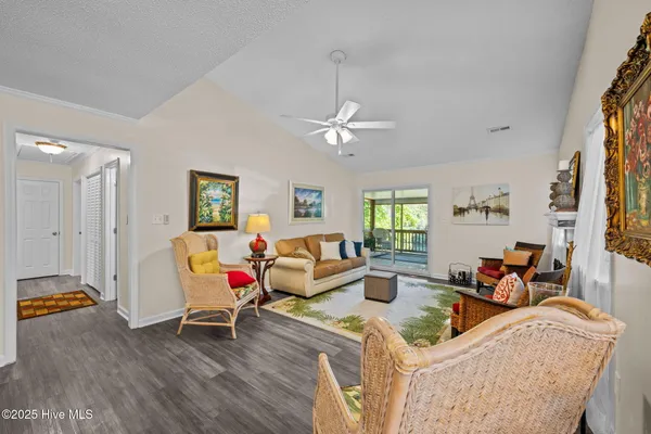 $399,000 | 106 Pilot Place, New Bern, NC 28562