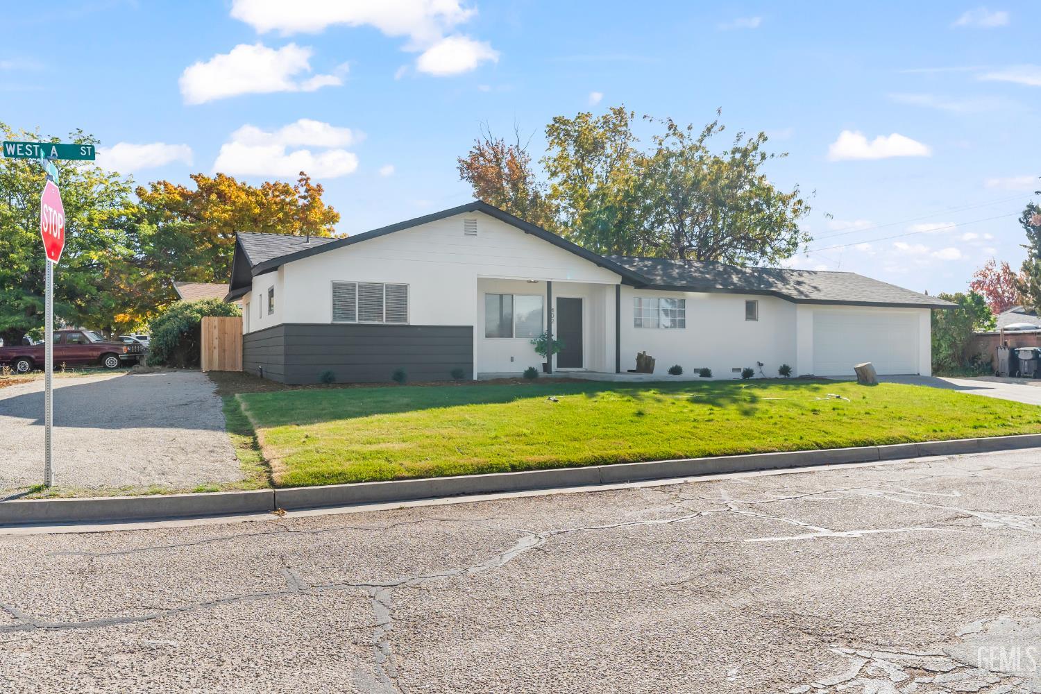Undisclosed Address Tehachapi, CA 93561 - Photo 2 of 49 a view of house with swimming pool and yard