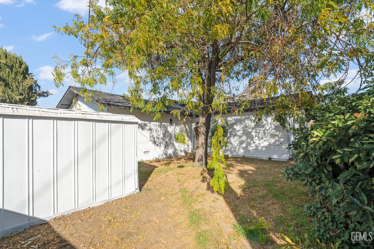 Undisclosed Address Tehachapi, CA 93561 - Photo 46 of 49 a view of a backyard