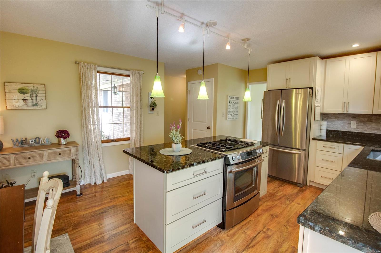 7924 Wolf Road Alton, IL 62002 - Photo 21 of 79