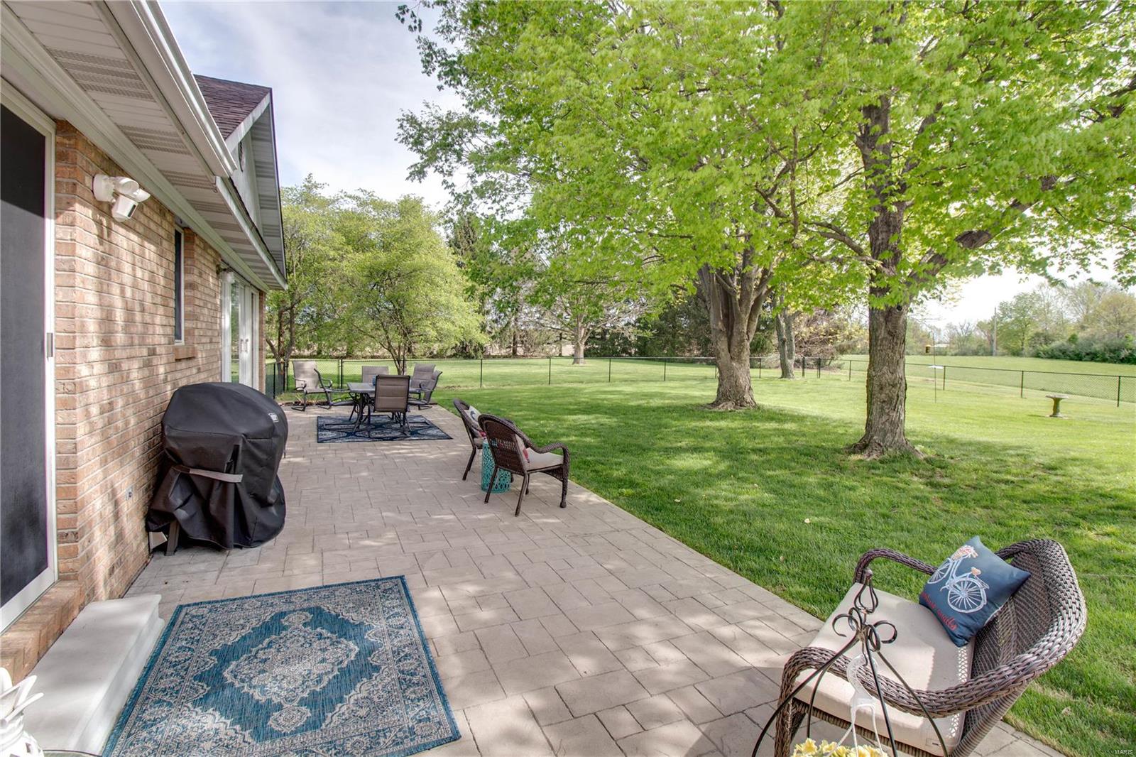 7924 Wolf Road Alton, IL 62002 - Photo 55 of 79