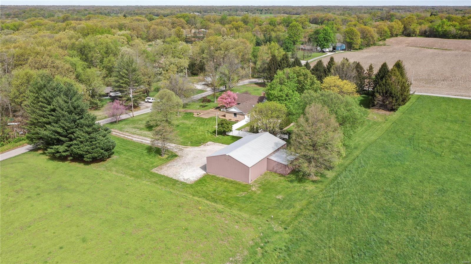 7924 Wolf Road Alton, IL 62002 - Photo 76 of 79