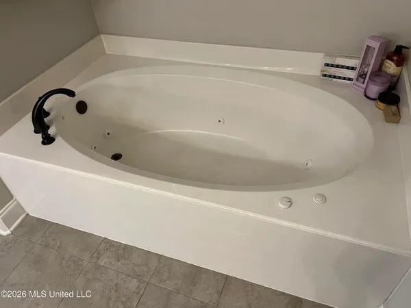 $434,900 | 3613 Tanya Way, Southaven, MS 38672