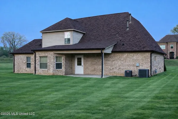 $434,900 | 3613 Tanya Way, Southaven, MS 38672