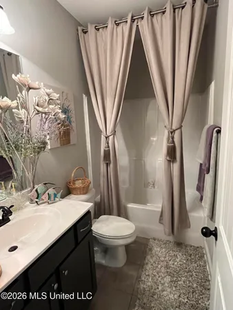$434,900 | 3613 Tanya Way, Southaven, MS 38672