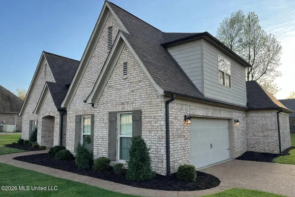 $434,900 | 3613 Tanya Way, Southaven, MS 38672