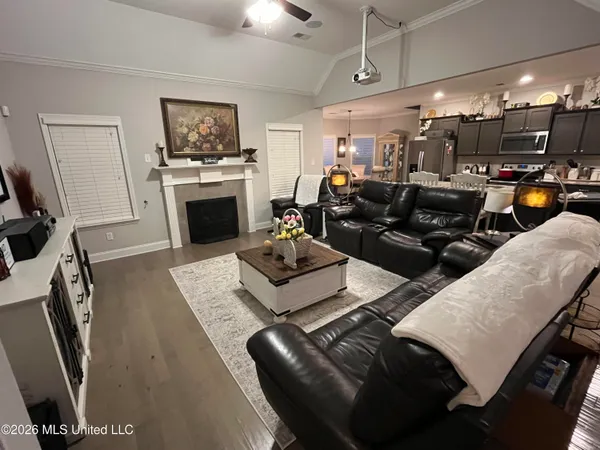 $434,900 | 3613 Tanya Way, Southaven, MS 38672