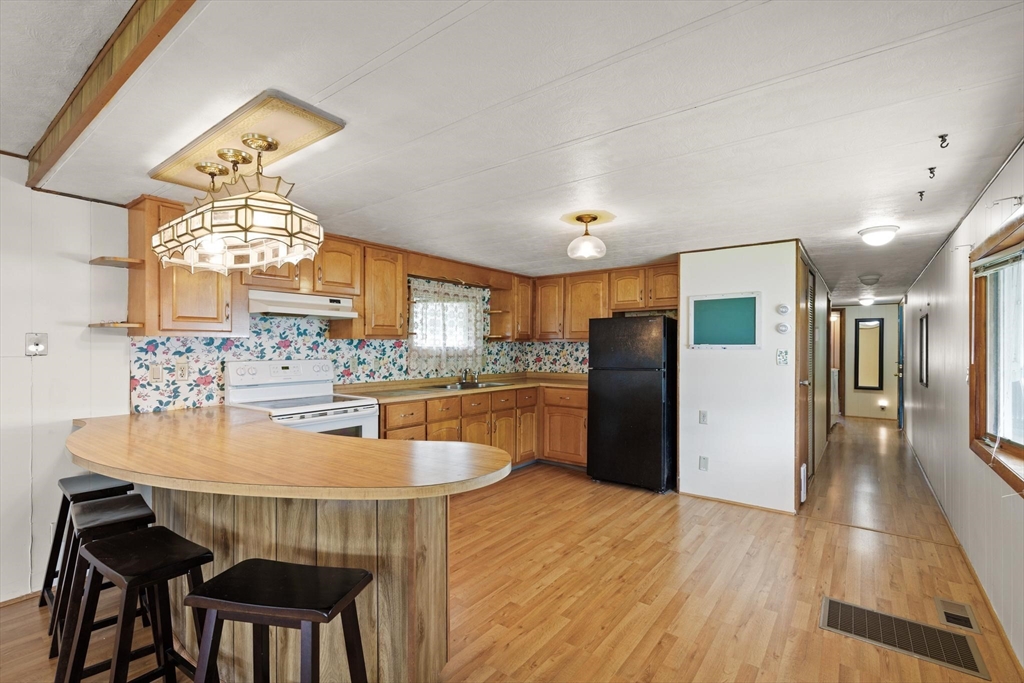48 Easy Street Raynham, MA 02767 - Photo 6 of 17