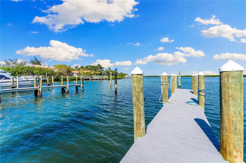 615 Dream Island Road, Unit 202 Longboat Key, FL 34228 - Photo 36 of 66