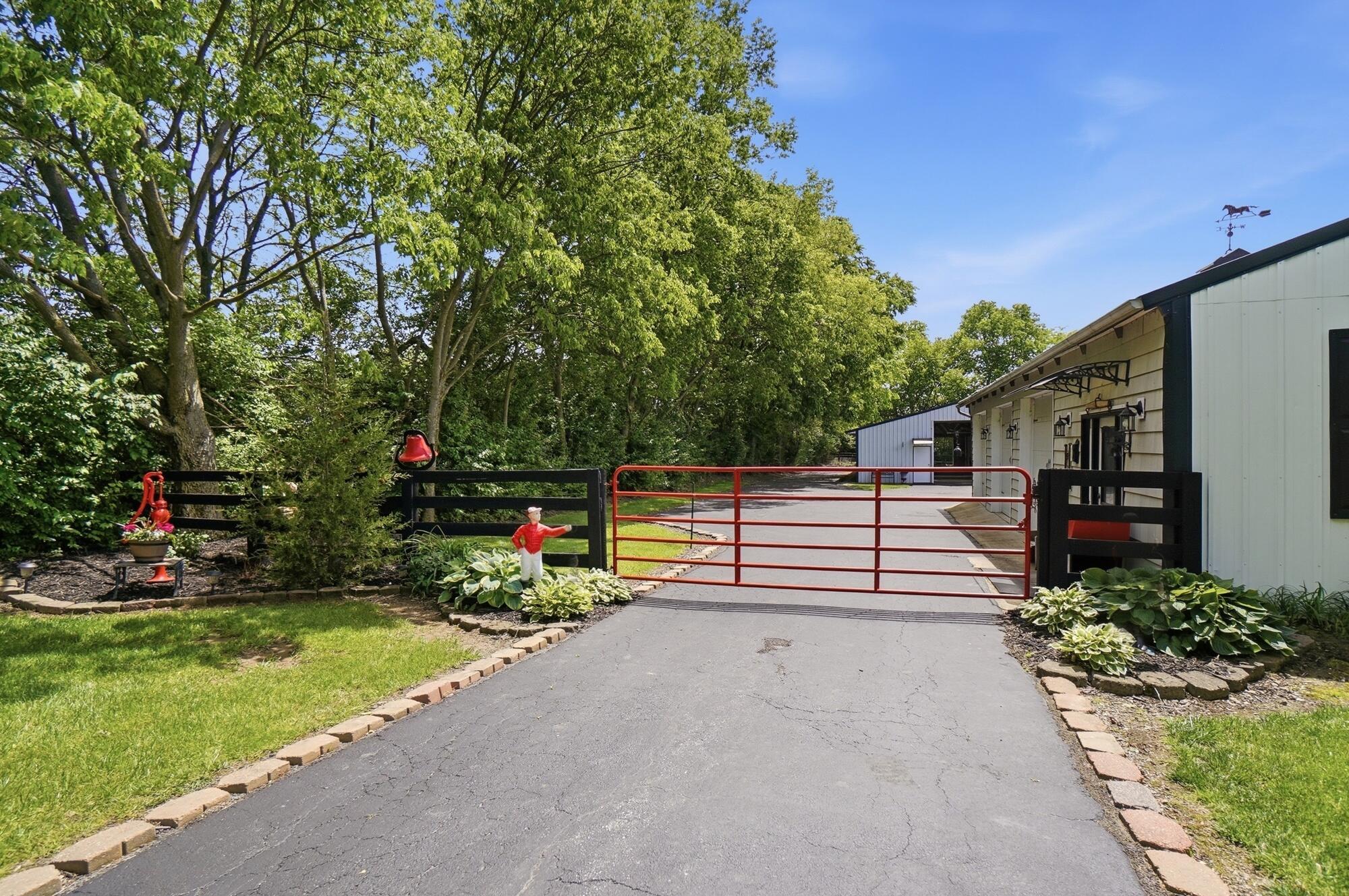 6075 Alkire Road Galloway, OH 43119 - Photo 55 of 85 069