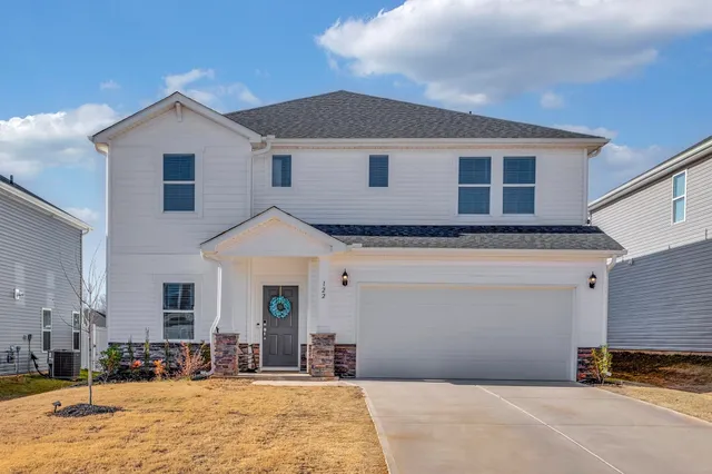 $390,000 | 122 Firehole Road, Gray Court, SC 29645