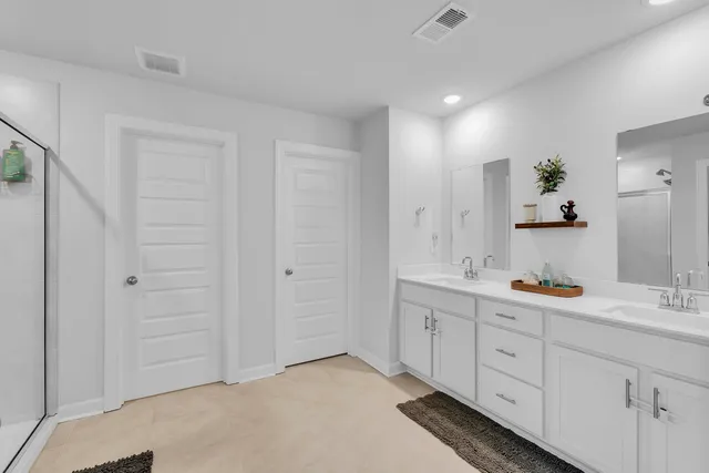 $390,000 | 122 Firehole Road, Gray Court, SC 29645