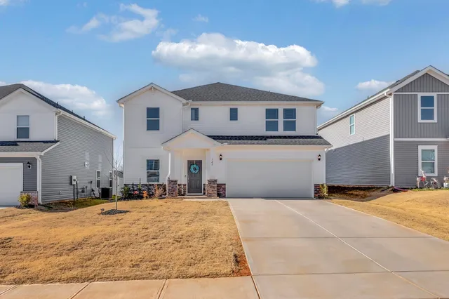 $390,000 | 122 Firehole Road, Gray Court, SC 29645