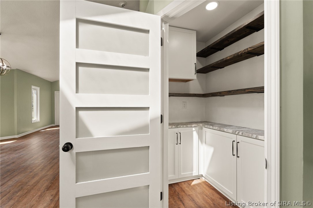 3015 Creek Ridge Drive New Albany, IN 47150 - Photo 12 of 48 Butchers Pantry