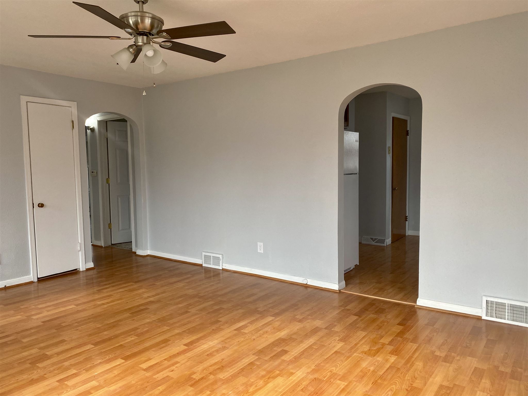 2425 Huntington Road Springfield, IL 62703 - Photo 5 of 20