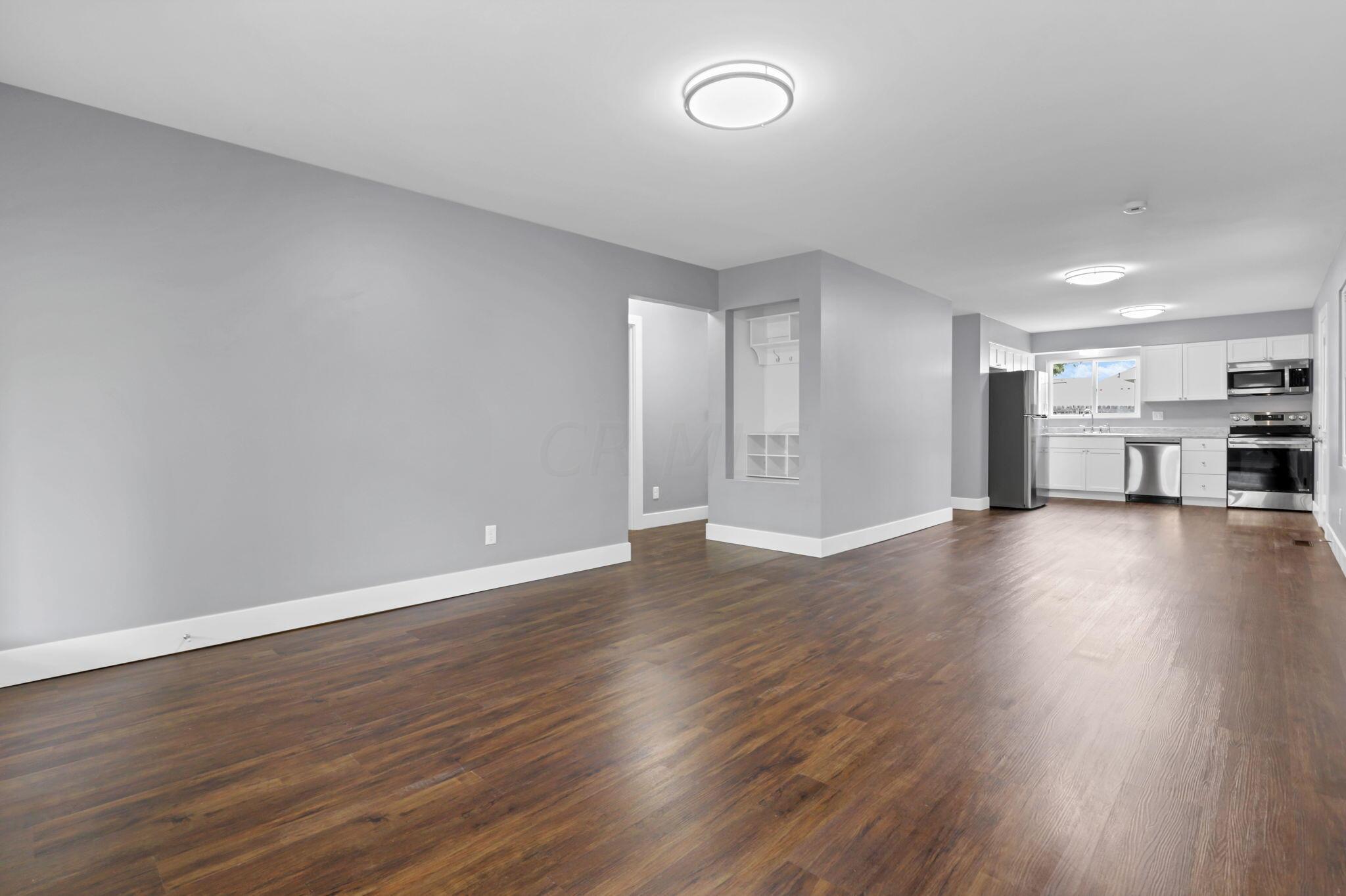 473 Smith Road Columbus, OH 43228 - Photo 17 of 45 Full view from Living Room