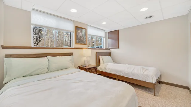 $434,900 | 436 Maple Leaf Court, Manitowoc, WI 54220